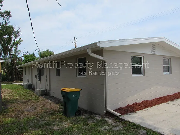 23025 Gulfcoast Ave — Photo 5