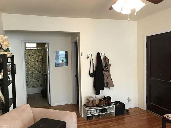 2nd image of 2502 W Pensacola Ave