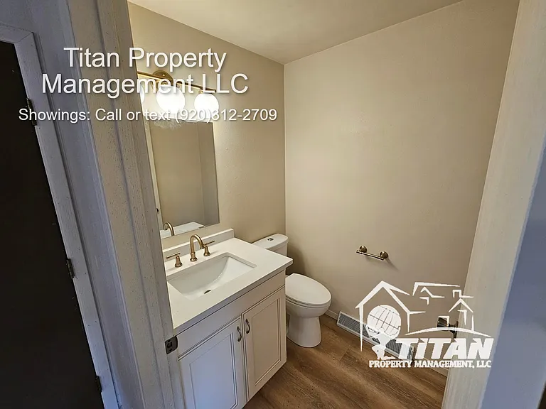 1546 Manitowoc Rd #2 — Photo 12