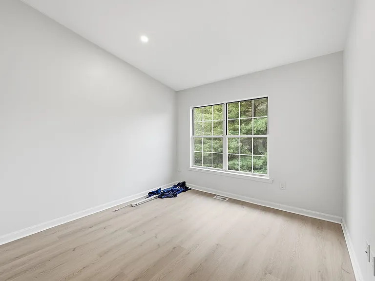 1603 Ingram Ter — Photo 20