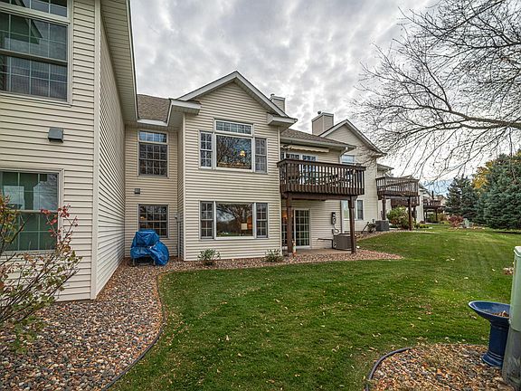 3rd image of 16195 Crystal Hills Dr