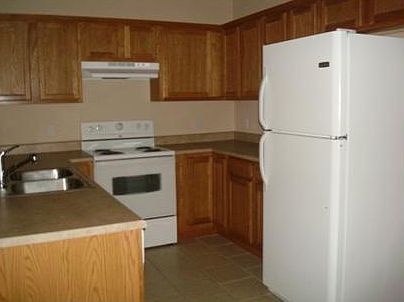 2nd image of 1710 Riviera Ln
