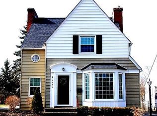 1694 Oakmount Rd, South Euclid, OH 44121