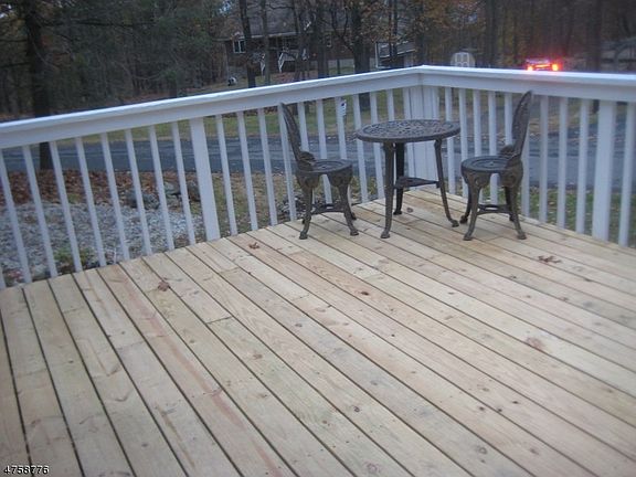 5th image of 25 Summit Cir