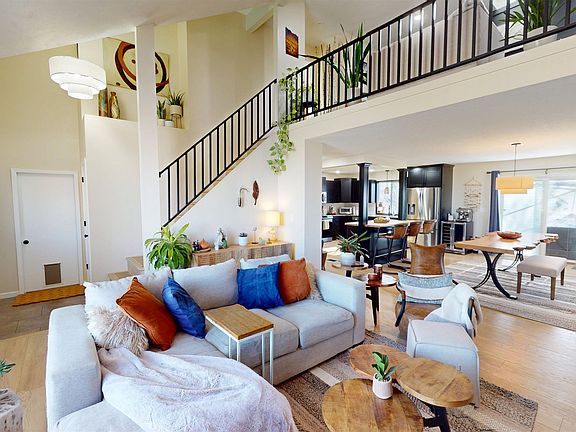 3rd image of 1009 Ragan Rd