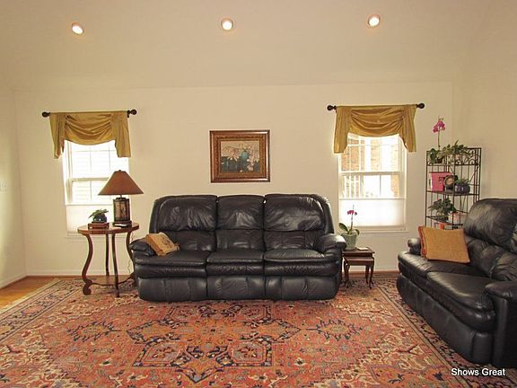 5th image of 530 Mendham Way
