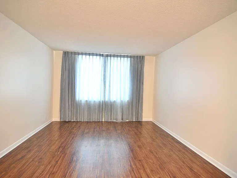 400 E Colonial Dr #703 — Photo 12