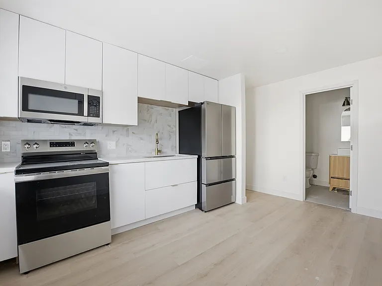 4059 Louisiana St #9 — Photo 5