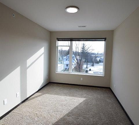 5th image of 142 Paoli St #113