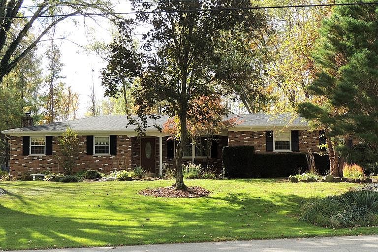 1st image of 6695 Susan Dr