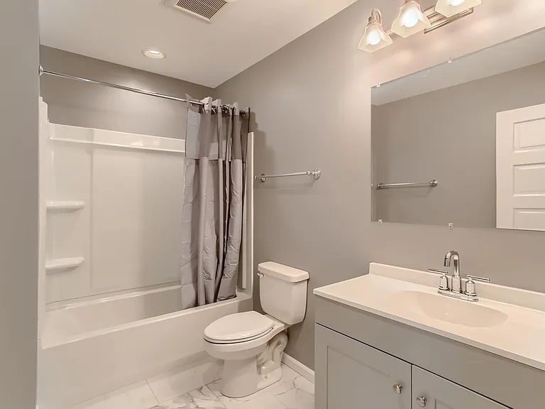 544 Onwentsia Ave #1 — Photo 9