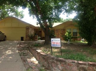 4215 Hunters Ct, Arlington, TX 76016