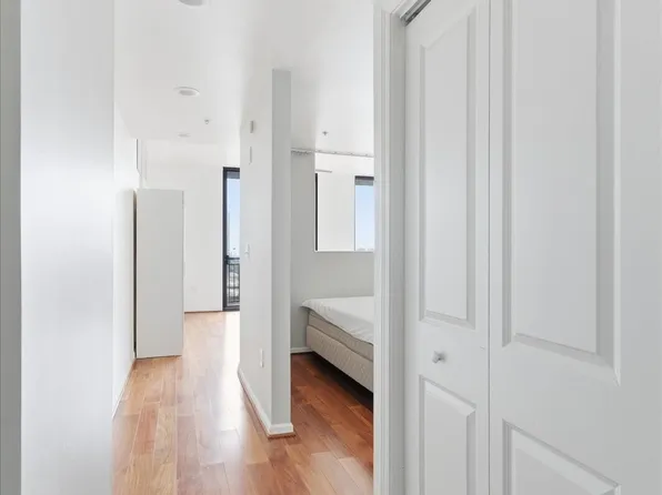 3040 Peachtree Rd NW Unit 805, Atlanta, GA 30305