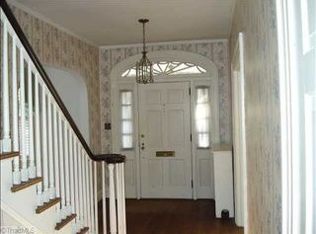 792 Oaklawn Ave, Winston Salem, NC 27104