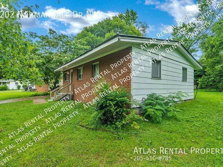 3202 Normandale Dr NW — Photo 3
