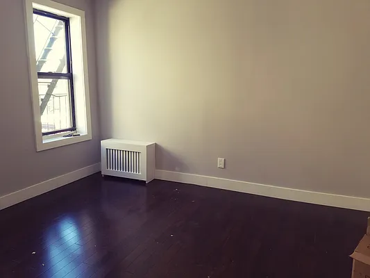 Rented by Bruma Realty LLC | media 27