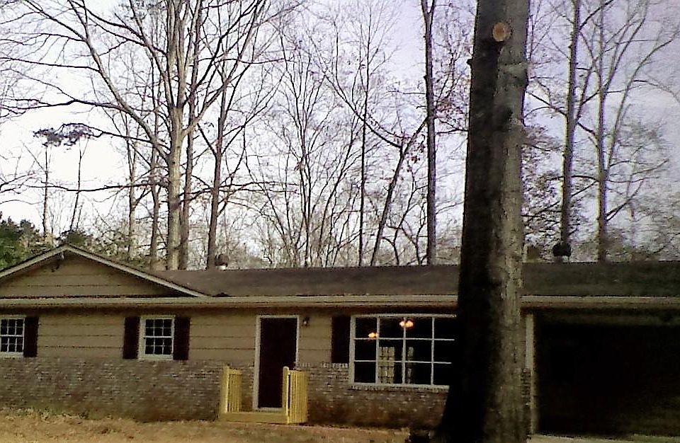 1st image of 204 Jousters Ln