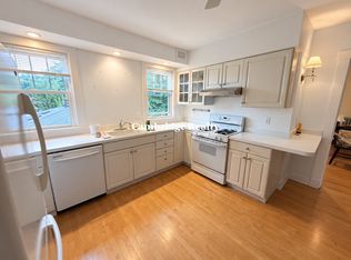 11 Holly Ave #3, Cambridge, MA 02138