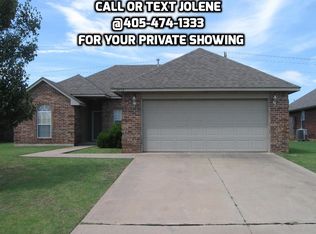 12033 NW 7th St, Yukon, OK 73099