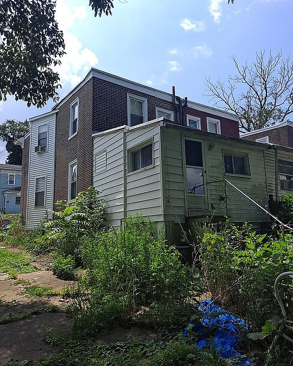 2nd image of 1021 Tyler Ave