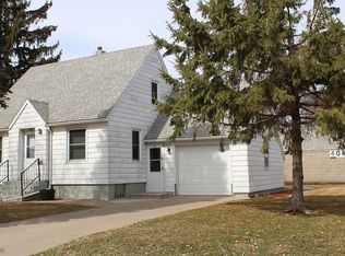 404 4th Ave SW, Little Falls, MN 56345