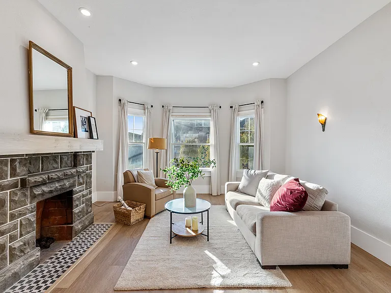 115 Cuvier St — Photo 3