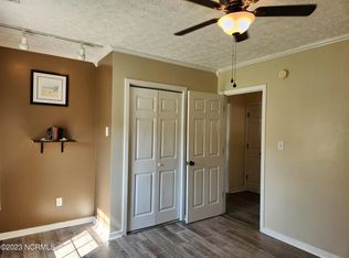 105 Huntmaster Ct, Newport, NC 28570