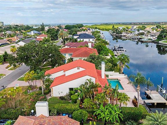 5th image of 7011 PELICAN ISLAND DRIVE