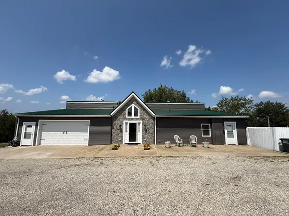 1308 Chapel Hill Rd., Triadelphia, WV 26059