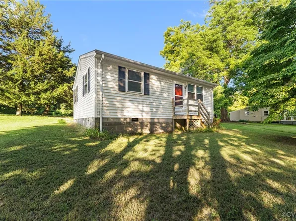 5994 Canterbury Rd, Walkerton, VA 23177