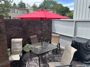 136 Webster Ct #136, Newington, CT 06111