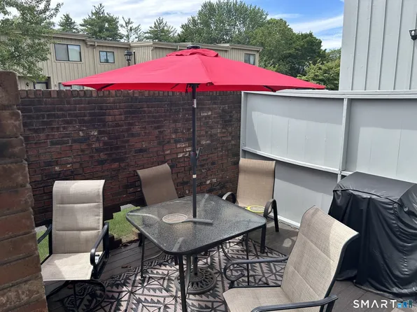 136 Webster Court #136, Newington, CT 06111