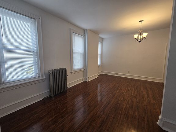 3rd image of 4354 Manayunk Ave Floor 1
