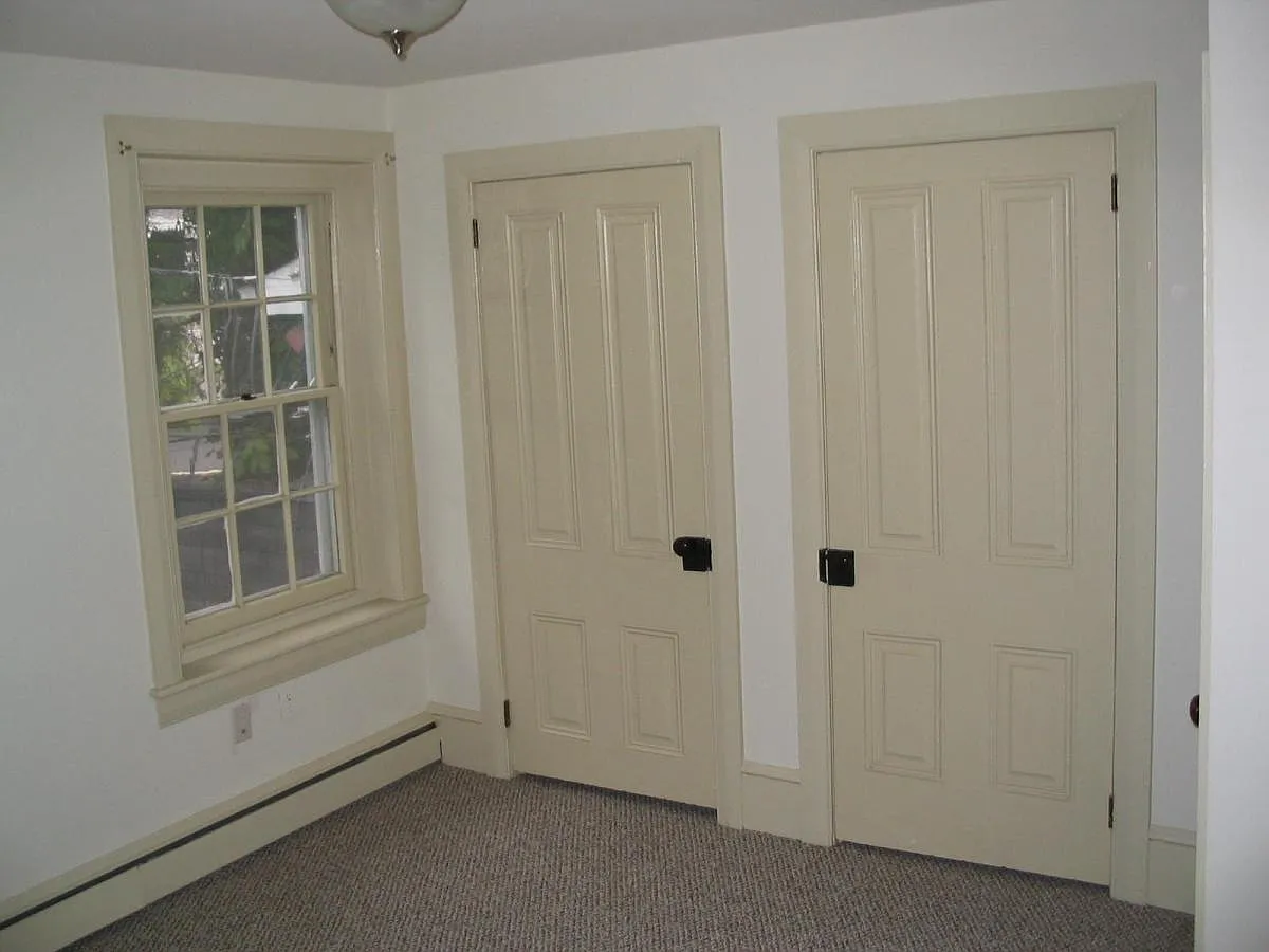 174 N Broad Street — Photo 4
