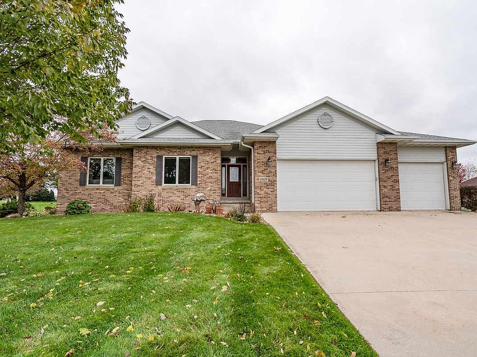 1st image of 4028 Pheasant Dr