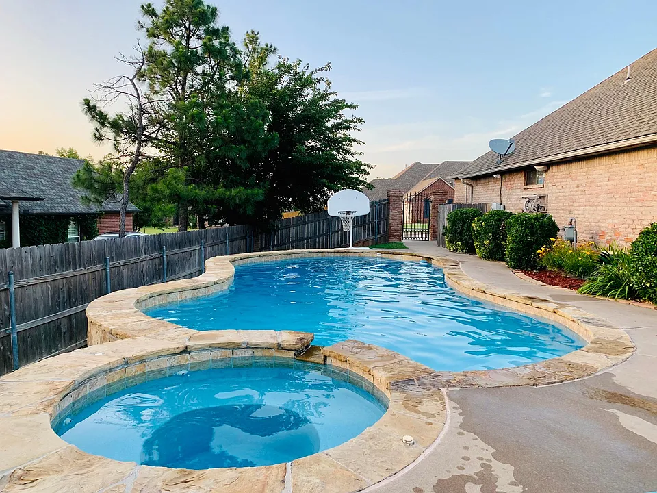 700 NW 153rd Ter