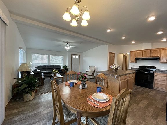 2nd image of 348 Country Haven Loop