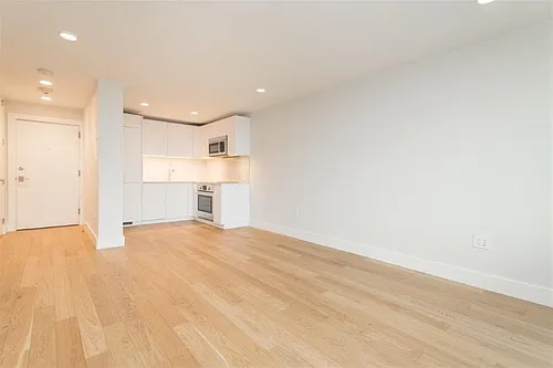 335 Harvard St #4 Photo 1