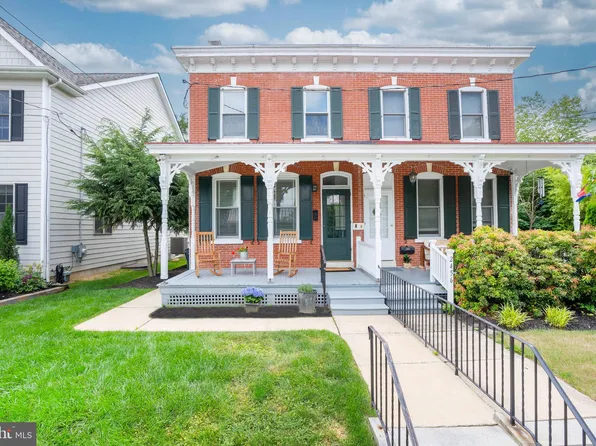 2454 W 16th St, Wilmington, DE 19806