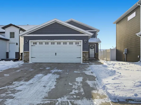 1558 69th Ave S, Fargo, ND 58104