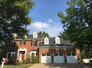 412 Whitebird Ct, Grover, MO