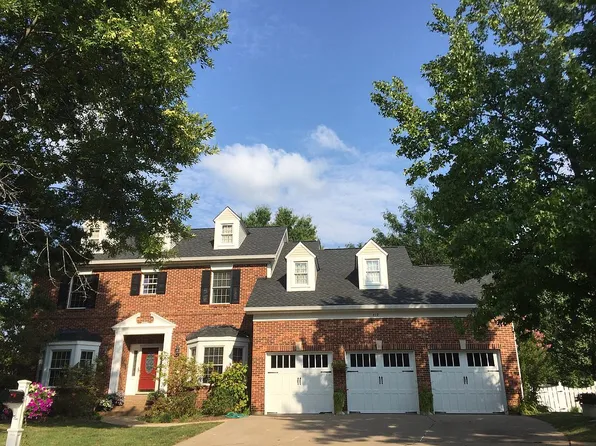 412 Whitebird Ct, Grover, MO 63040