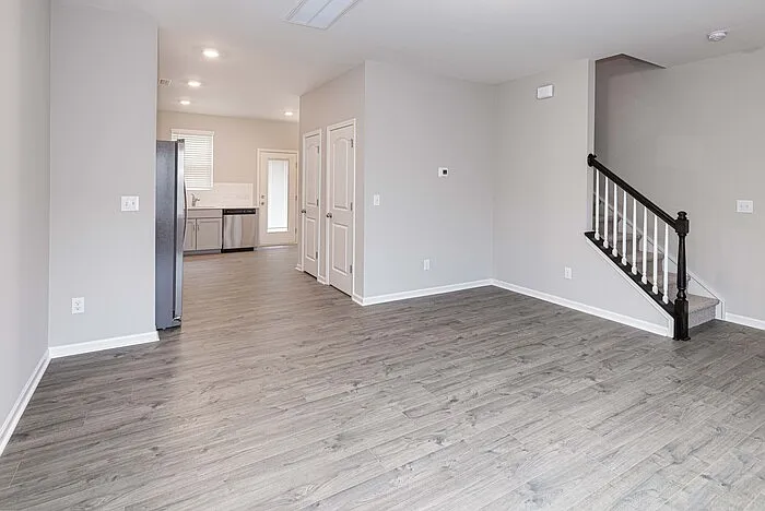 11032 Woodland Creek Way — Photo 5