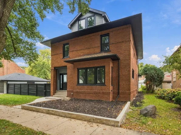3540 Grand Blvd, Brookfield, IL 60513