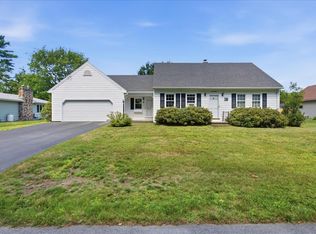 17 Bonnallie Ave, Lewiston, ME 04240