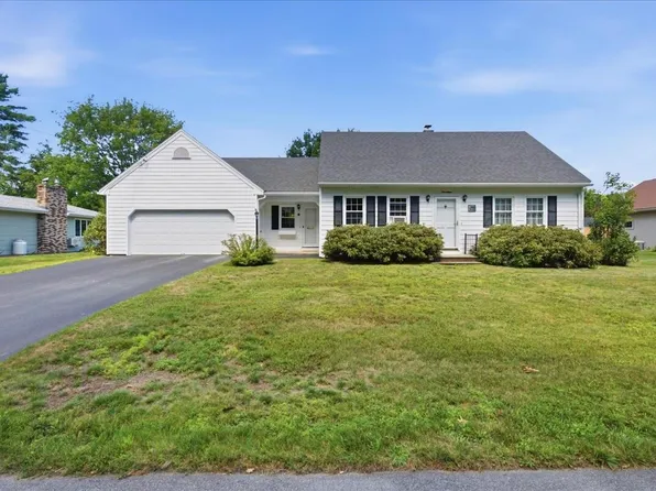 17 Bonnallie Avenue, Lewiston, ME 04240