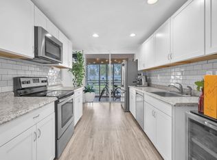 6921 Cypress Rd APT B19, Plantation, FL 33317