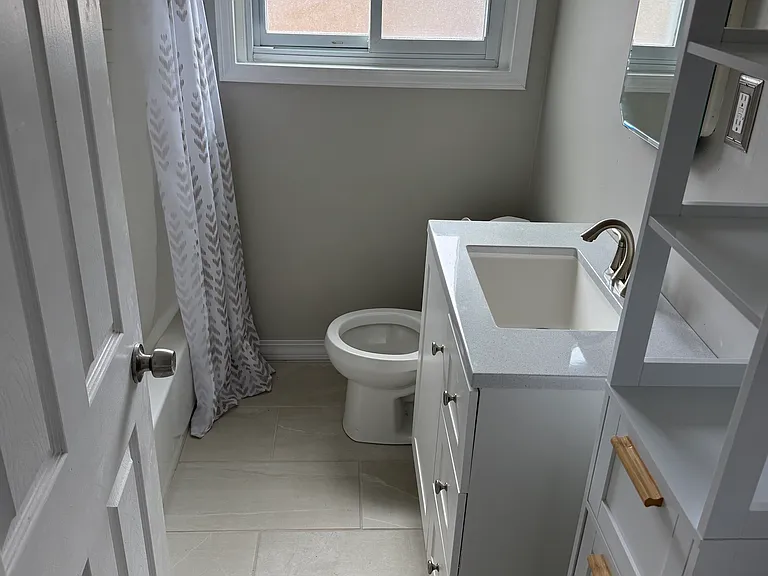 6879 Robindale Ave — Photo 5