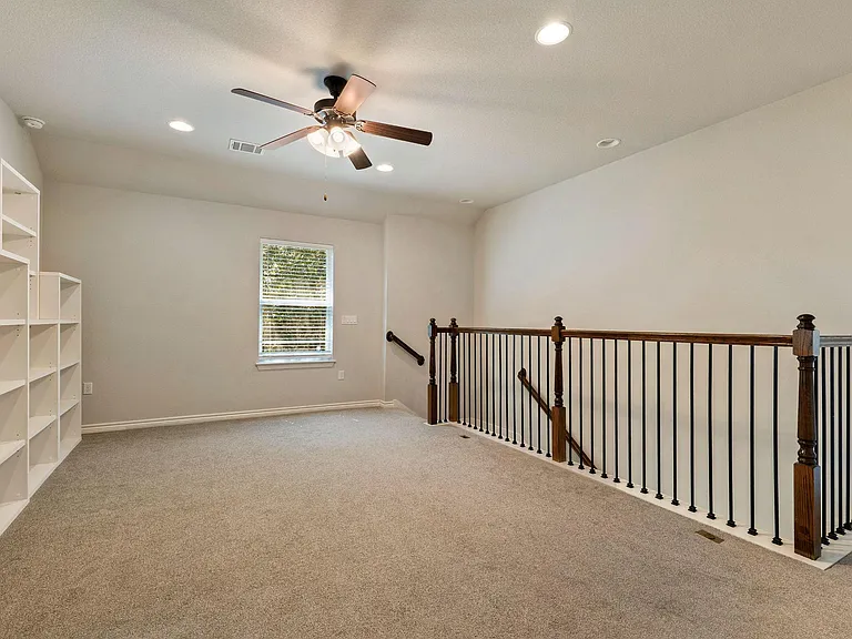 9010 Gage Dr — Photo 13