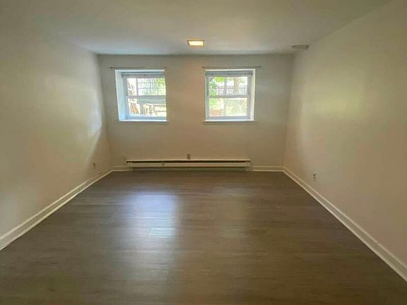 4th image of 729 43rd St #1
